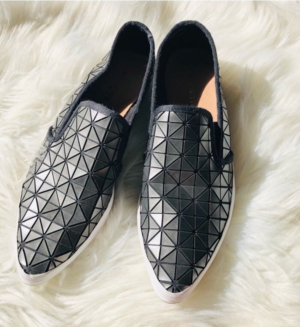 Anthropologie ALL BLACK Pointed Toe Slip‑On Sneaker — 7.5 Black Metallic Casual